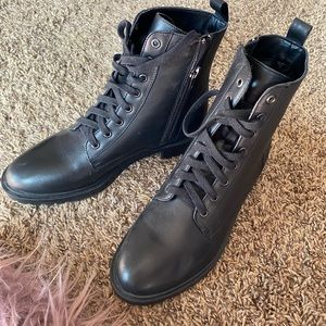 Steve Madden combat boots. Size 8